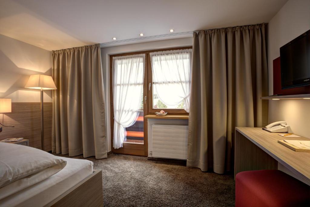 Hotel Gemma- Adults Only Hirschegg  Room photo